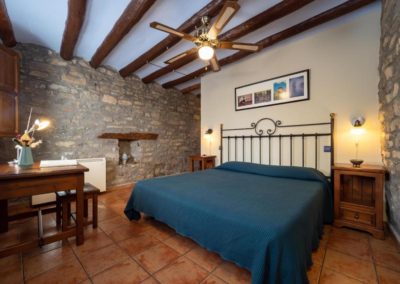 Casa Cruz - Apartamentos de Turismo Rural en Boltaña