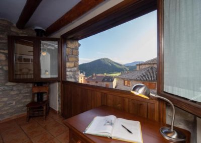 Casa Cruz - Apartamentos de Turismo Rural en Boltaña